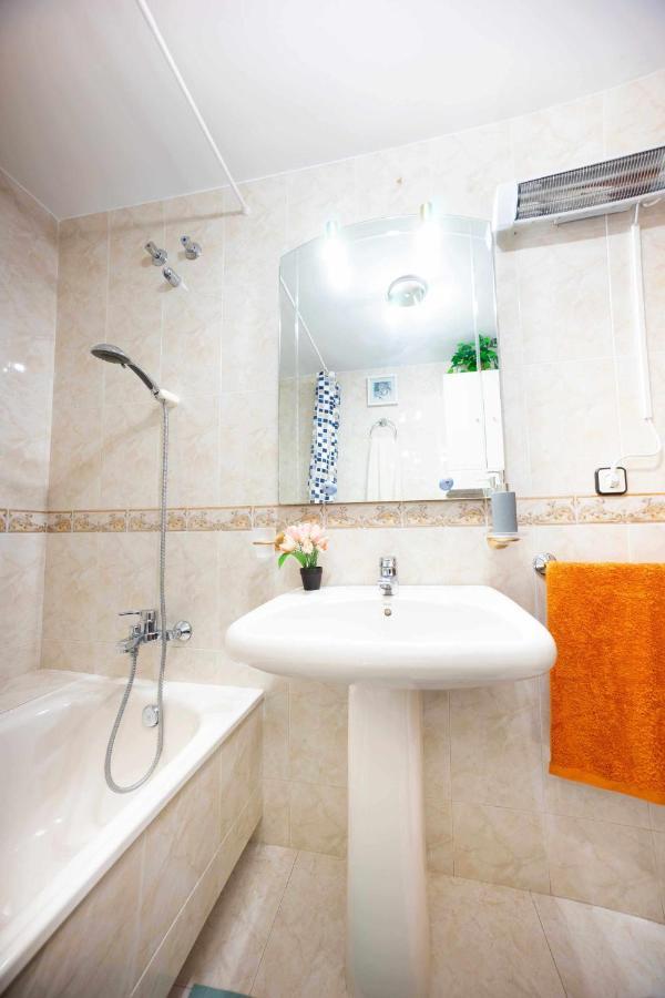 Mesones - Parking Opcional - Climatizado Apartment Jaen Exterior photo
